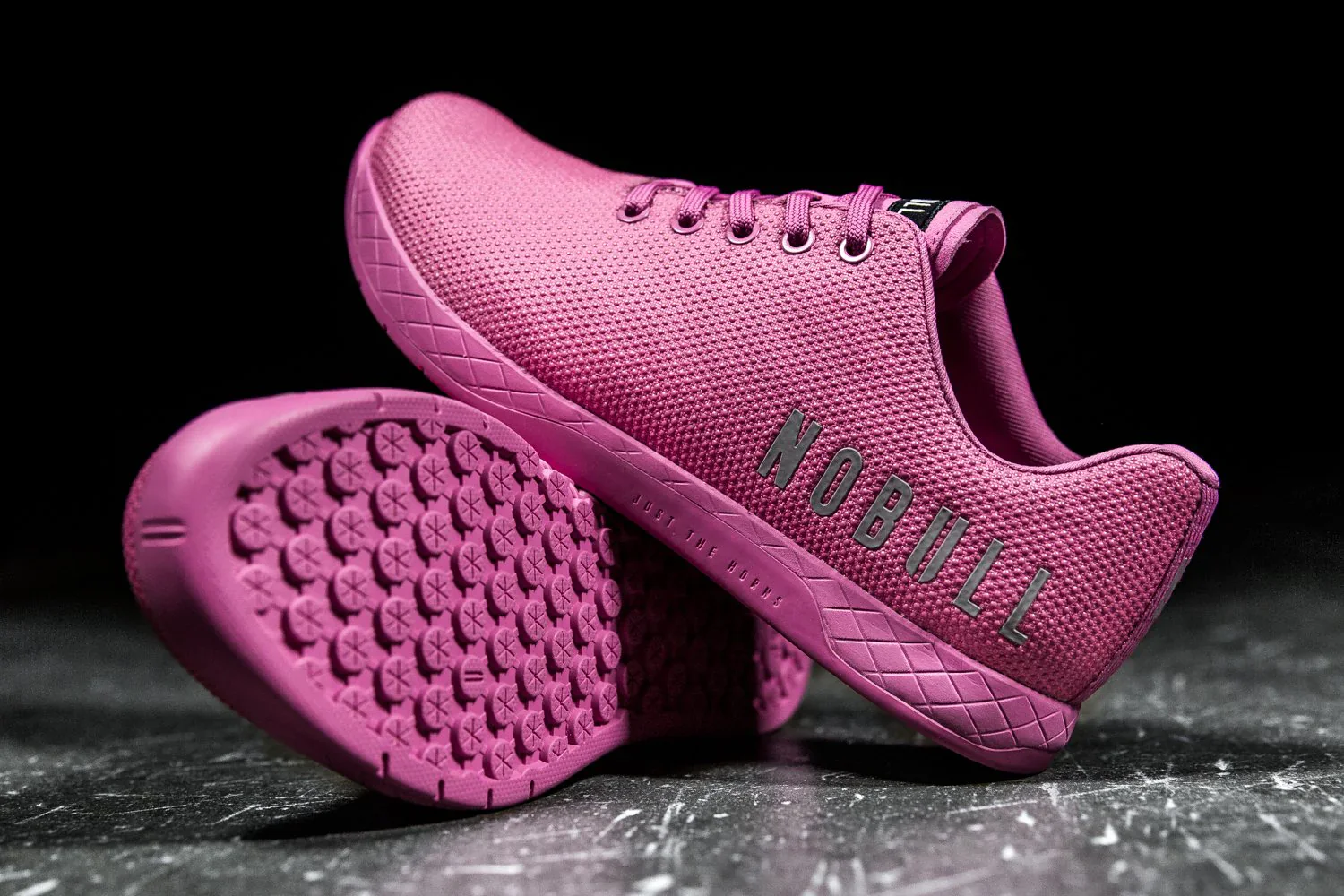 NoBull Superfabric Trainer Bright Pink